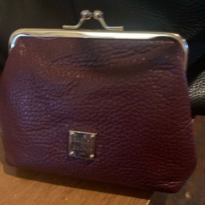 Dooney&bourke kisslock coin purse